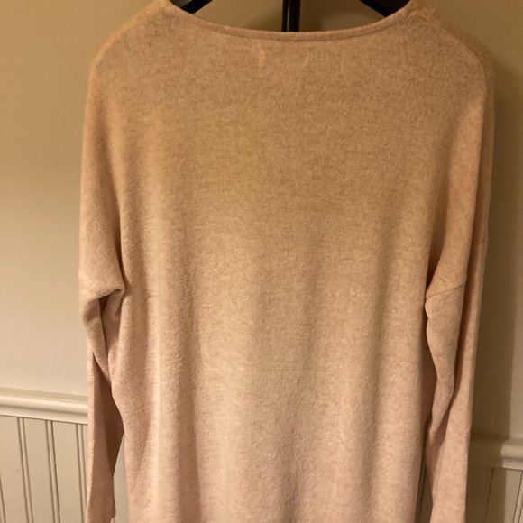 Sweater Only - Picture 4 of 4